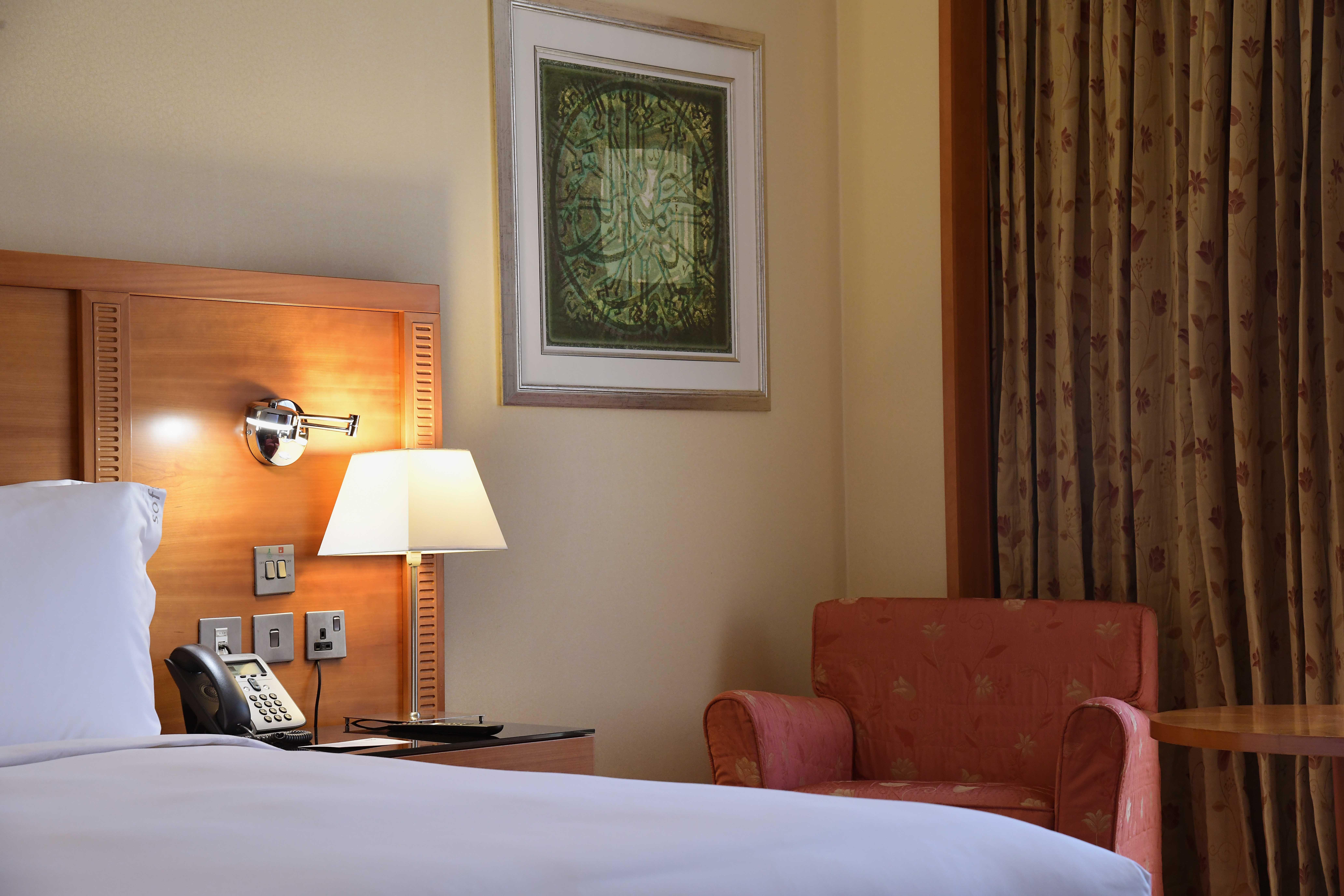 Holiday Inn - Suites Kuwait Salmiya By Ihg Koeweit Buitenkant foto