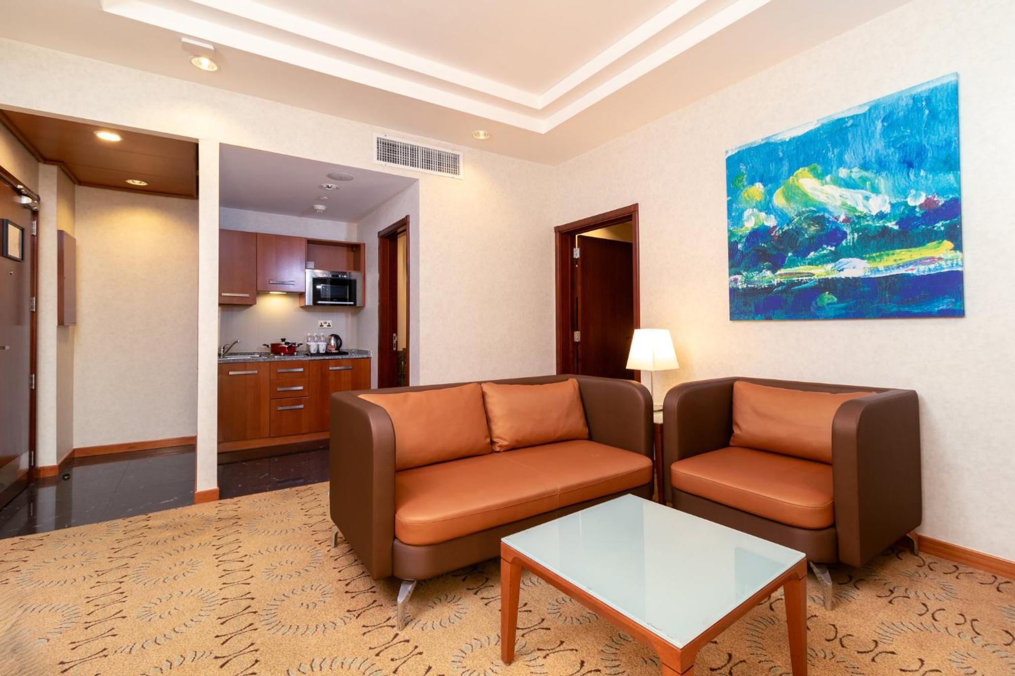 Holiday Inn - Suites Kuwait Salmiya By Ihg Koeweit Buitenkant foto